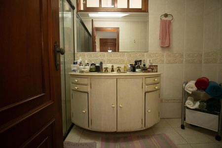 Apartamento à venda com 134m², 4 quartos e 1 vaga