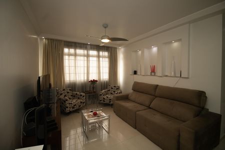 Apartamento à venda com 134m², 4 quartos e 1 vaga
