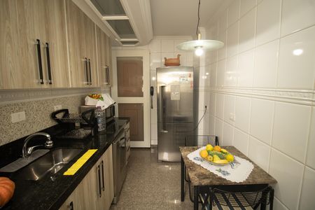 Apartamento à venda com 134m², 4 quartos e 1 vaga