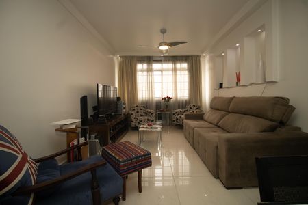 Apartamento à venda com 134m², 4 quartos e 1 vaga