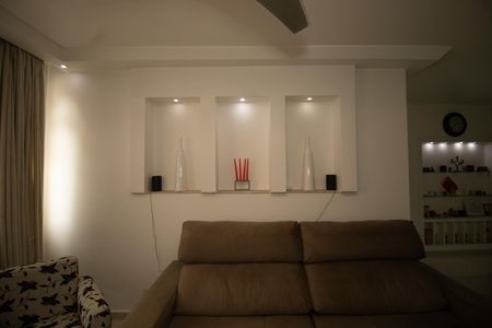 Apartamento à venda com 134m², 4 quartos e 1 vaga