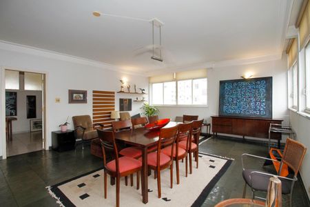 Apartamento à venda com 260m², 3 quartos e 2 vagas Apartamento à venda com 260m², 3 quartos e 2 vagasSala de Estar e Jantar