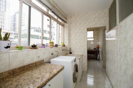 Apartamento à venda com 260m², 3 quartos e 2 vagas Apartamento à venda com 260m², 3 quartos e 2 vagasÁrea de Serviço