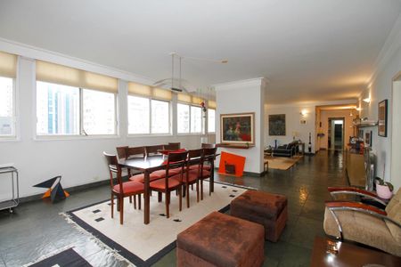 Apartamento à venda com 260m², 3 quartos e 2 vagas Apartamento à venda com 260m², 3 quartos e 2 vagasSala de Estar e Jantar