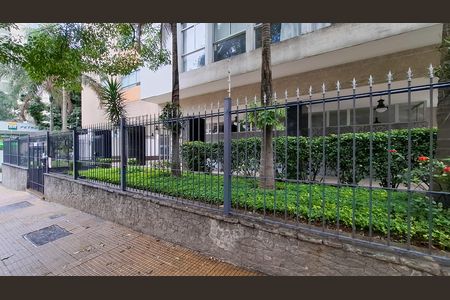 Apartamento à venda com 260m², 3 quartos e 2 vagas Apartamento à venda com 260m², 3 quartos e 2 vagasFachada do Prédio