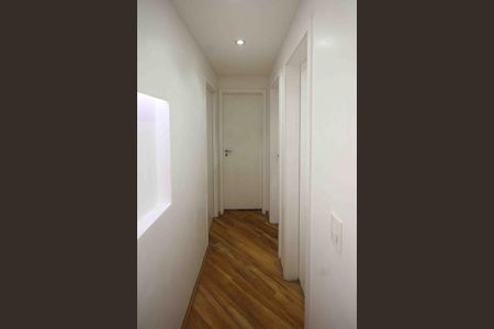 Apartamento à venda com 76m², 3 quartos e 1 vagaCorredor
