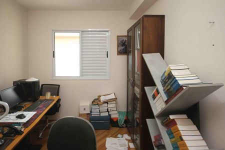Apartamento à venda com 76m², 3 quartos e 1 vagaQuarto 02