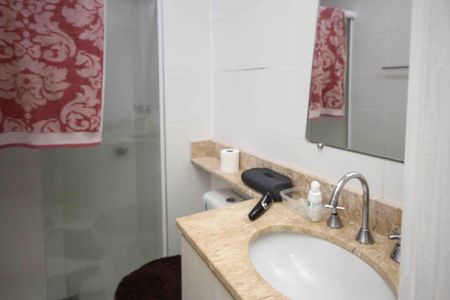 Apartamento à venda com 76m², 3 quartos e 1 vagaBanheiro Social