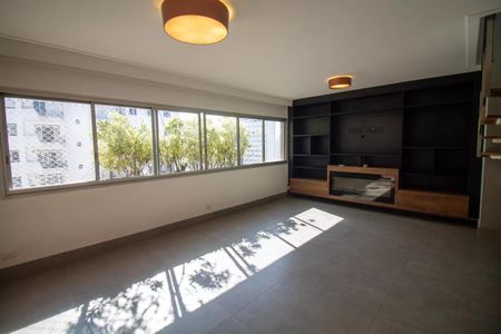 Apartamento para alugar com 360m², 4 quartos e 2 vagas Apartamento para alugar com 360m², 4 quartos e 2 vagasFoto 09