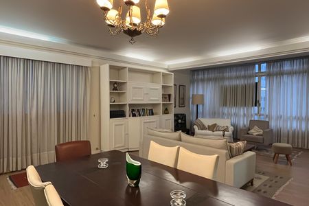 Apartamento para alugar com 170m², 3 quartos e 2 vagas Apartamento para alugar com 170m², 3 quartos e 2 vagasSala