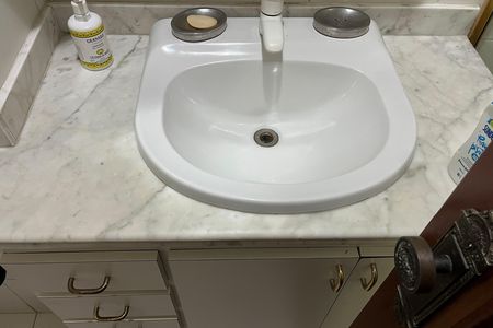 Apartamento para alugar com 170m², 3 quartos e 2 vagas Apartamento para alugar com 170m², 3 quartos e 2 vagasBanheiro Social