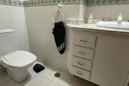 Apartamento para alugar com 170m², 3 quartos e 2 vagas Apartamento para alugar com 170m², 3 quartos e 2 vagasBanheiro Social