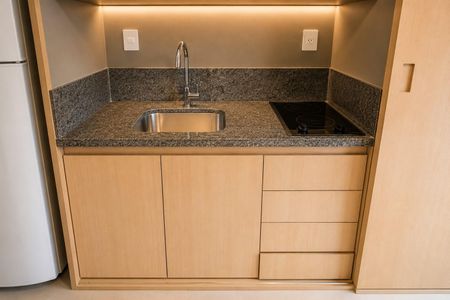 Cozinha de kitnet/studio para alugar com 1 quarto, 20m² em Bela Vista, São Paulo