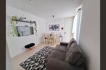 Apartamento à venda com 44m², 2 quartos e 1 vaga Apartamento à venda com 44m², 2 quartos e 1 vagaSala