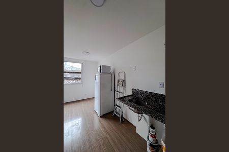 Studio para alugar com 19m², 1 quarto e sem vaga Studio para alugar com 19m², 1 quarto e sem vagaCozinha
