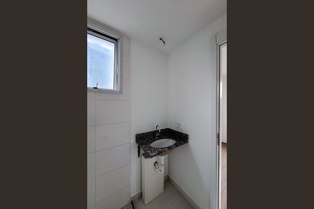 Banheiro de kitnet/studio para alugar com 1 quarto, 19m² em Brás, São Paulo