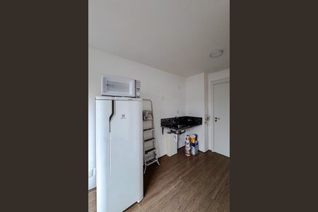 Studio para alugar com 19m², 1 quarto e sem vaga Studio para alugar com 19m², 1 quarto e sem vagaCozinha
