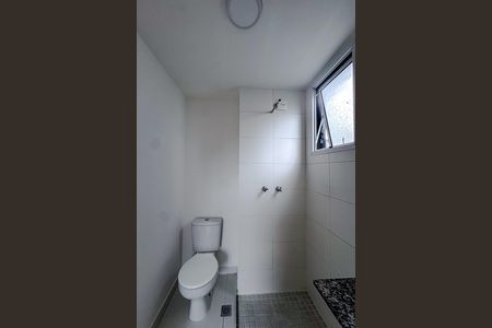 Banheiro de kitnet/studio para alugar com 1 quarto, 19m² em Brás, São Paulo