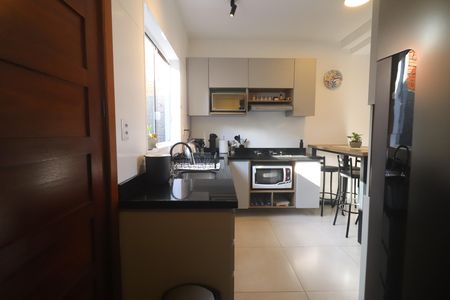 Casa de condomínio à venda com 60m², 2 quartos e 2 vagasLavanderia