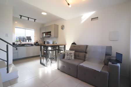 sala de casa de condomínio à venda com 2 quartos, 60m² em Santo Afonso, Novo Hamburgo