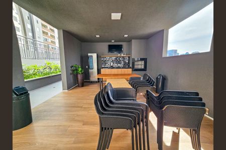 Apartamento para alugar com 34m², 2 quartos e sem vaga Apartamento para alugar com 34m², 2 quartos e sem vagaChurrasqueira