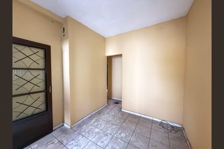 Casa para alugar com 2 quartos, 50m² em Camargos, Belo Horizonte