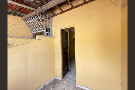 Varanda da Sala de casa para alugar com 2 quartos, 50m² em Camargos, Belo Horizonte