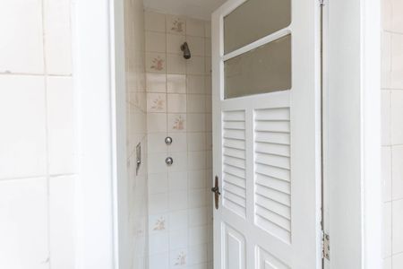 Apartamento à venda com 95m², 3 quartos e sem vagaBanheiro de serviço