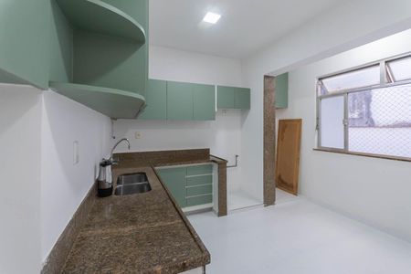 Apartamento à venda com 95m², 3 quartos e sem vagaCozinha
