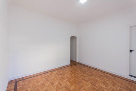 Apartamento à venda com 95m², 3 quartos e sem vagaSala