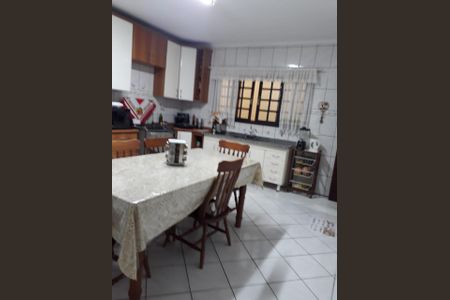 Casa à venda com 152m², 1 quarto e 2 vagasCOZINHA