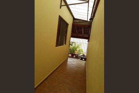 Casa à venda com 152m², 1 quarto e 2 vagasCORREDOR EXTERNO