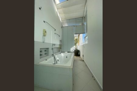 Foto 03 de apartamento para alugar com 2 quartos, 105m² em Cerqueira César, São Paulo