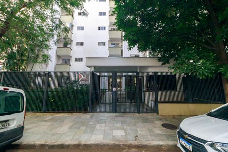 Apartamento à venda com 45m², 1 quarto e 1 vaga Apartamento à venda com 45m², 1 quarto e 1 vagaFachada