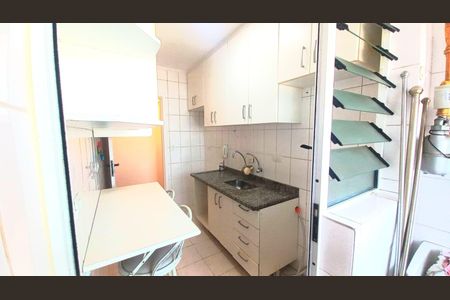 Apartamento à venda com 62m², 2 quartos e 2 vagas Apartamento à venda com 62m², 2 quartos e 2 vagasCozinha