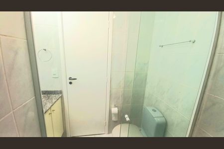 Apartamento à venda com 62m², 2 quartos e 2 vagas Apartamento à venda com 62m², 2 quartos e 2 vagasBanheiro