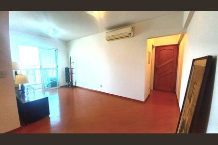 Apartamento à venda com 62m², 2 quartos e 2 vagas Apartamento à venda com 62m², 2 quartos e 2 vagasSala