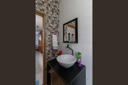 Banheiro de casa à venda com 1 quarto, 44m² em Jardim das Camelias, São Paulo