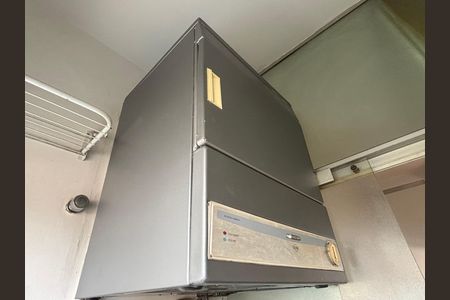 Apartamento à venda com 41m², 1 quarto e 1 vaga Apartamento à venda com 41m², 1 quarto e 1 vagaÁrea de Serviço