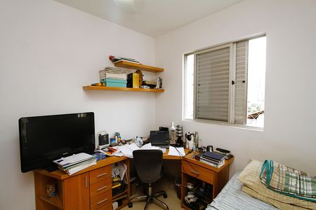Apartamento à venda com 218m², 4 quartos e 2 vagasQuarto 3