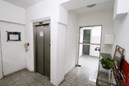 Apartamento à venda com 218m², 4 quartos e 2 vagasHall de entrada
