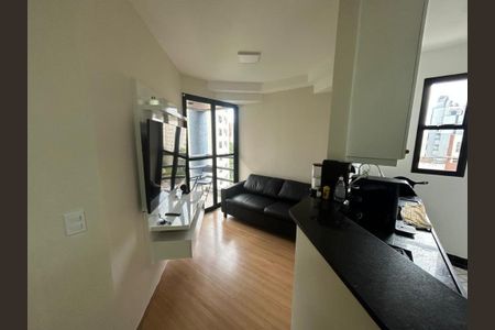 Foto 04 de apartamento para alugar com 1 quarto, 41m² em Vila Suzana, São Paulo