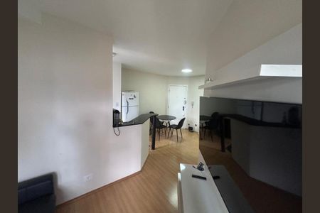 Foto 07 de apartamento para alugar com 1 quarto, 41m² em Vila Suzana, São Paulo
