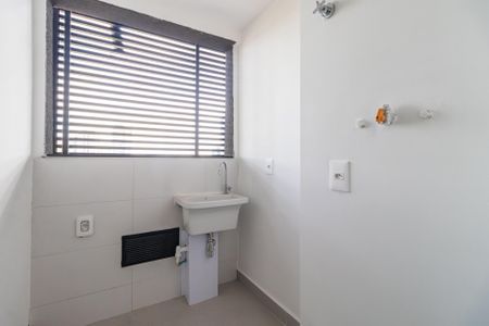 Apartamento à venda com 112m², 3 quartos e 2 vagas Apartamento à venda com 112m², 3 quartos e 2 vagasÁrea de Serviço