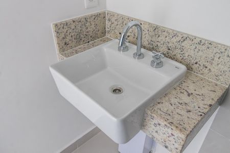 Apartamento à venda com 112m², 3 quartos e 2 vagas Apartamento à venda com 112m², 3 quartos e 2 vagasBanheiro da Suíte 1