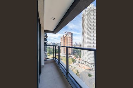 Apartamento à venda com 112m², 3 quartos e 2 vagas Apartamento à venda com 112m², 3 quartos e 2 vagasVaranda da sala