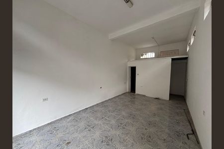 Casa para alugar com 130m², 2 quartos e 1 vaga Casa para alugar com 130m², 2 quartos e 1 vagaÁrea de serviço