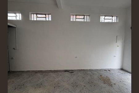 Casa para alugar com 130m², 2 quartos e 1 vaga Casa para alugar com 130m², 2 quartos e 1 vagaÁrea de serviço