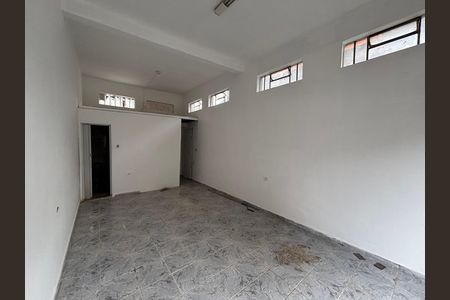 Casa para alugar com 130m², 2 quartos e 1 vaga Casa para alugar com 130m², 2 quartos e 1 vagaÁrea de serviço