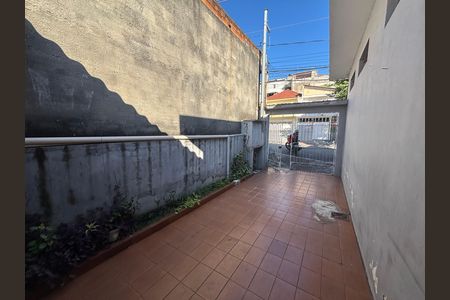 Casa para alugar com 130m², 2 quartos e 1 vaga Casa para alugar com 130m², 2 quartos e 1 vagaGaragem